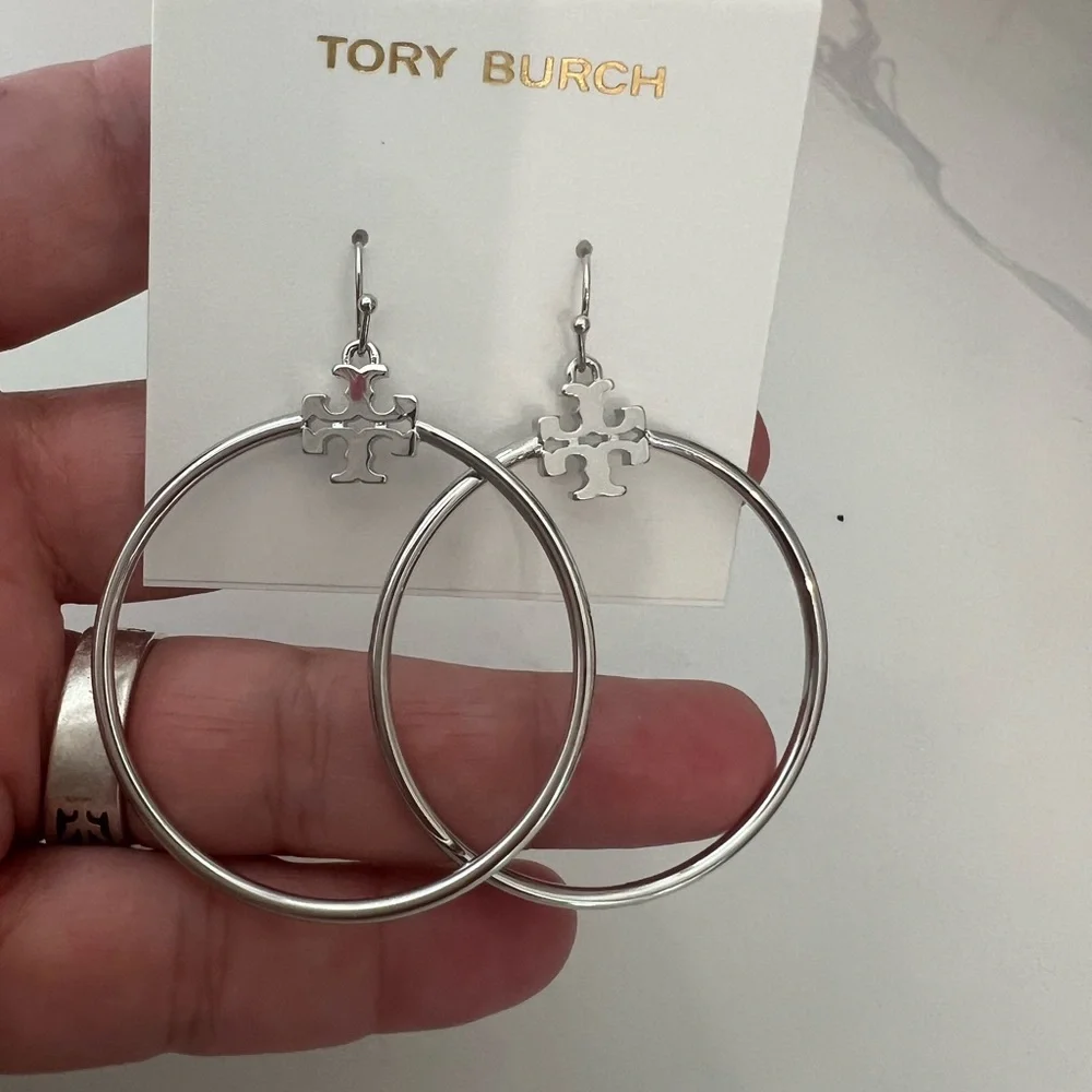 Tory Burch Stacked-T Hoop - Picture 4 of 12
